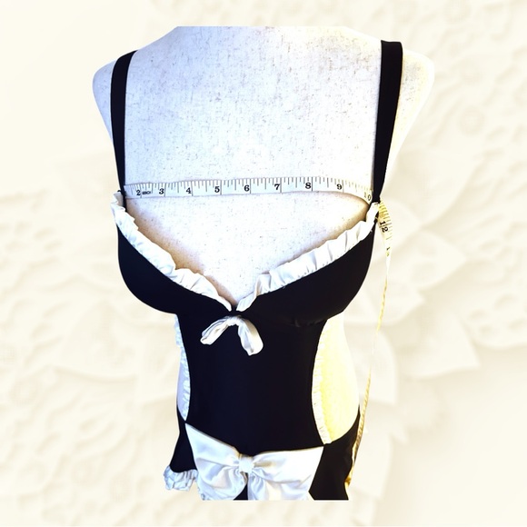 Victoria’s Secret Y2k 2012 Maid Lingerie Apron, 36 B, NWOT - Picture 4 of 5